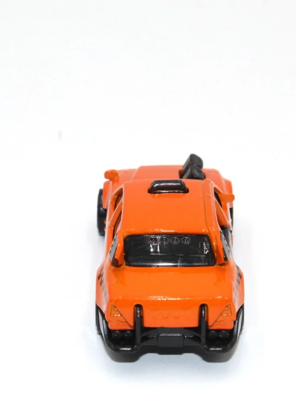 2015 Hot Wheels Time Attaxi Orange 1:64 Diecast 2 5/8